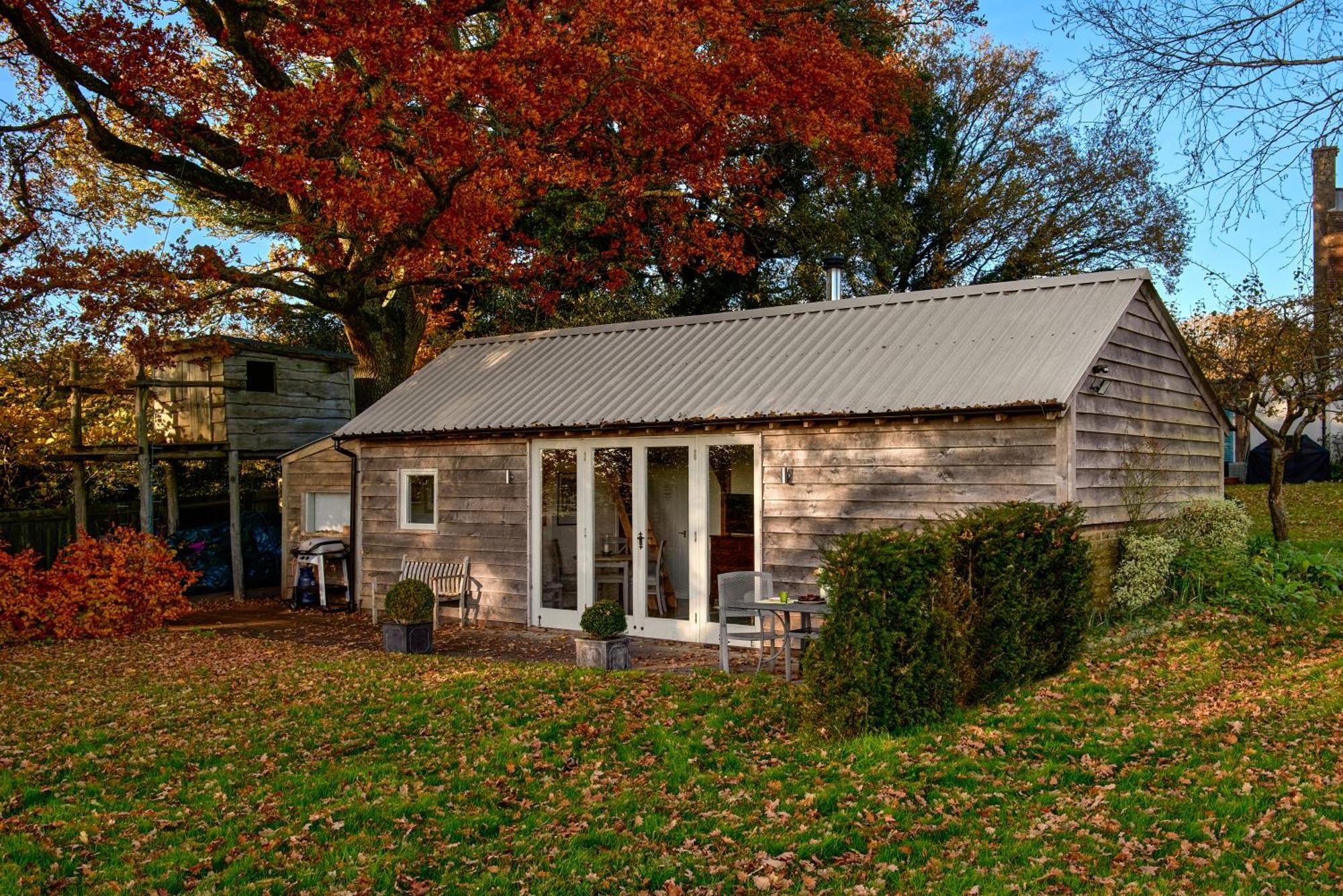 Stunning Cabin With Incredible Views Near Goodwood Rogate Екстериор снимка