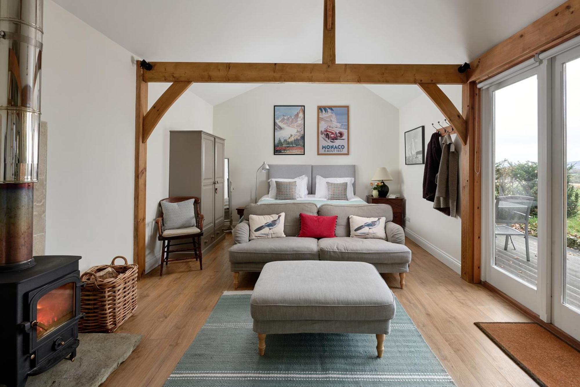 Stunning Cabin With Incredible Views Near Goodwood Rogate Екстериор снимка